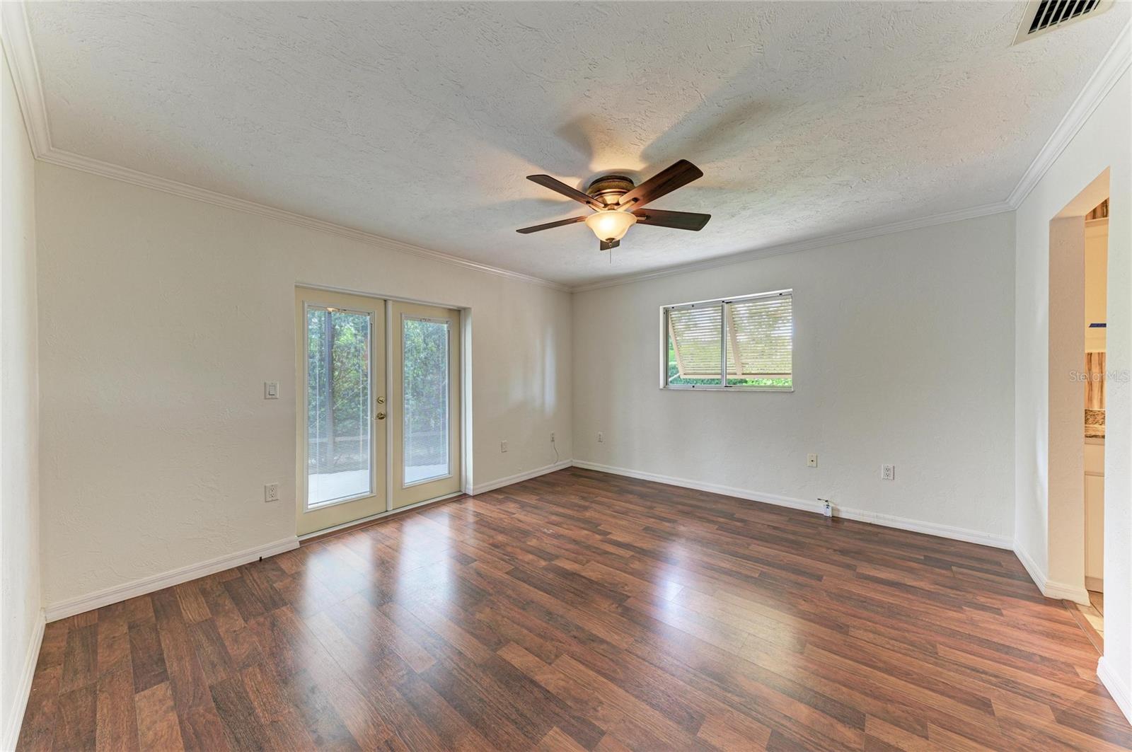 998 GONDOLA CT — photo 34