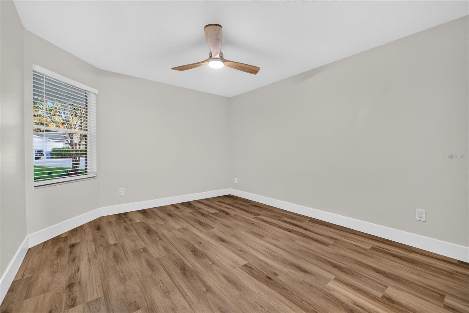 2404 CARROLL PL — photo 29