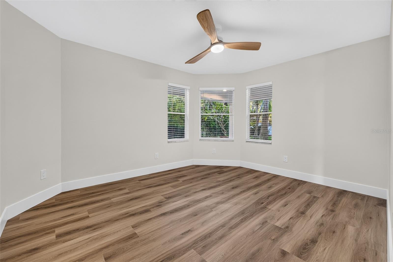 2404 CARROLL PL — photo 31