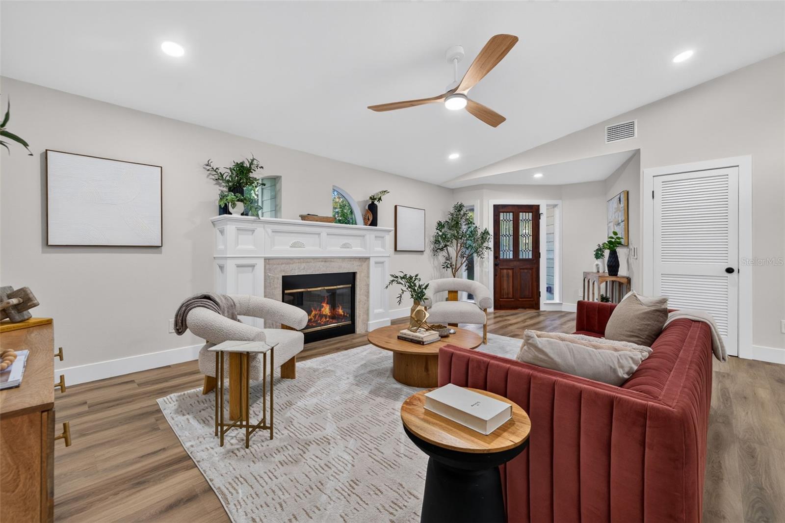 2404 CARROLL PL — photo 9