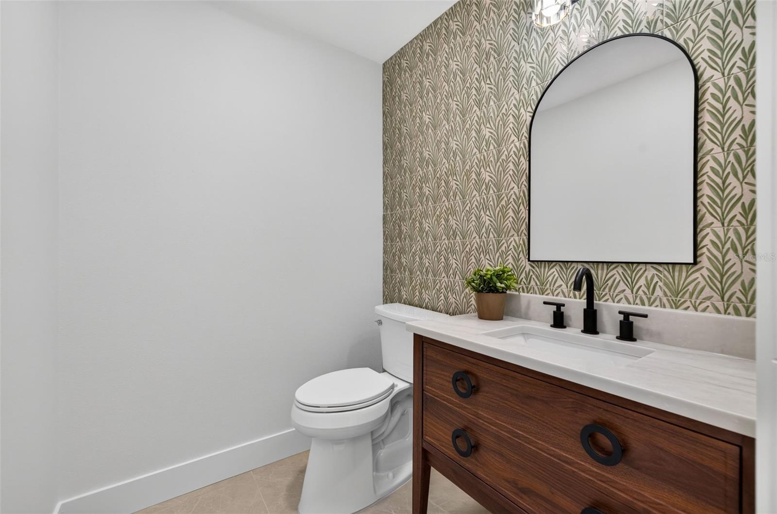 2404 CARROLL PL — photo 36