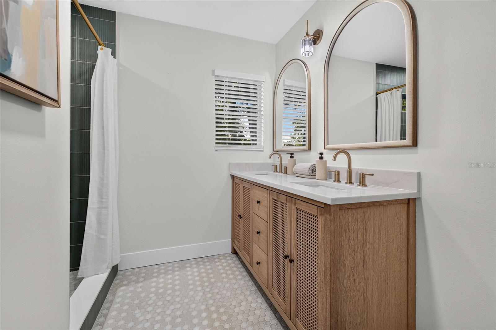 2404 CARROLL PL — photo 24