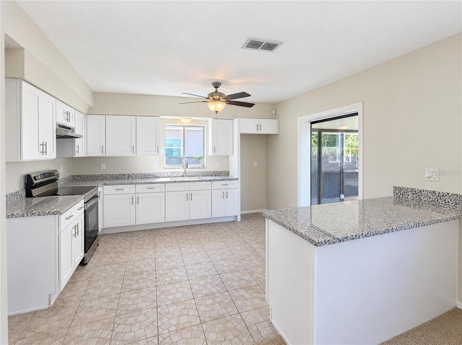 13234 CENTER AVE — photo 2