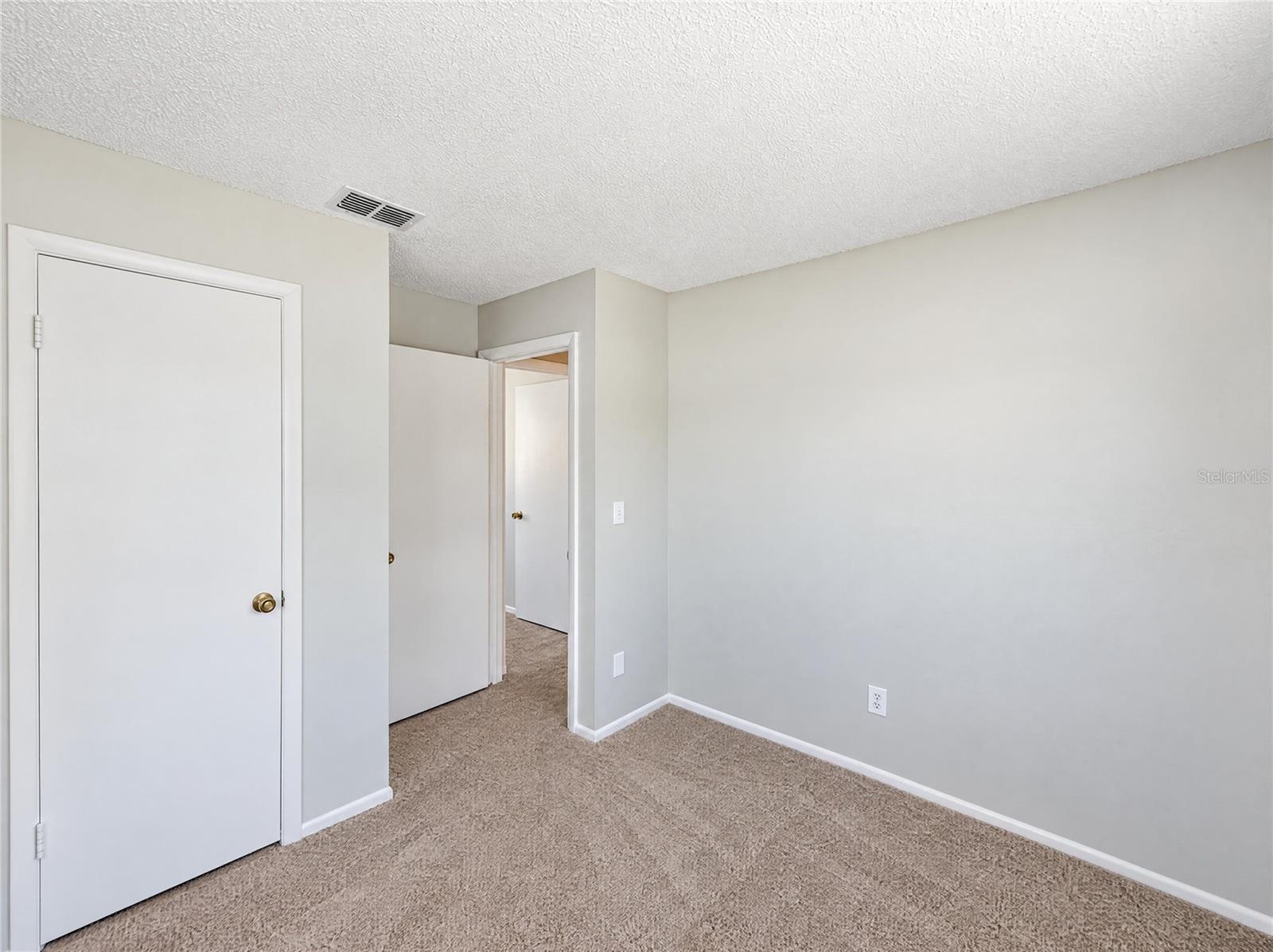 13234 CENTER AVE — photo 10